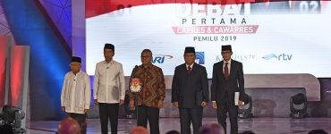 debat calon presiden Jokowi dan calon presiden Prabowo - nalar.id