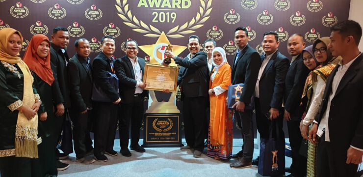 Bawaslu Award Riau 25 Okt 2019 - nalar.id